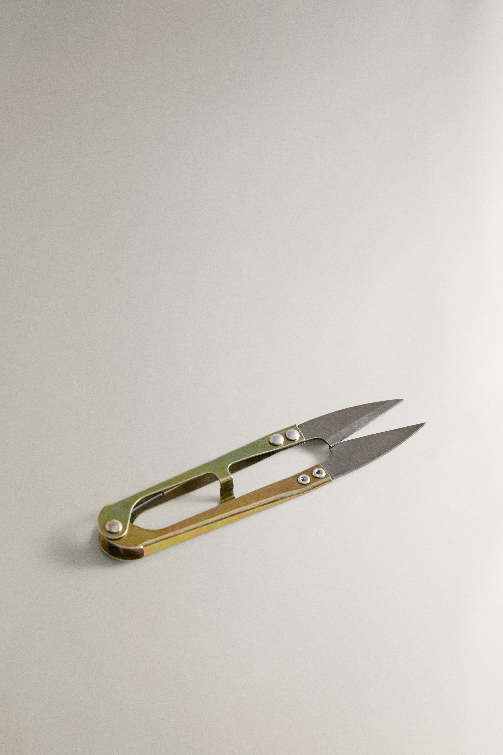 GARDEN CUTTING SHEARS